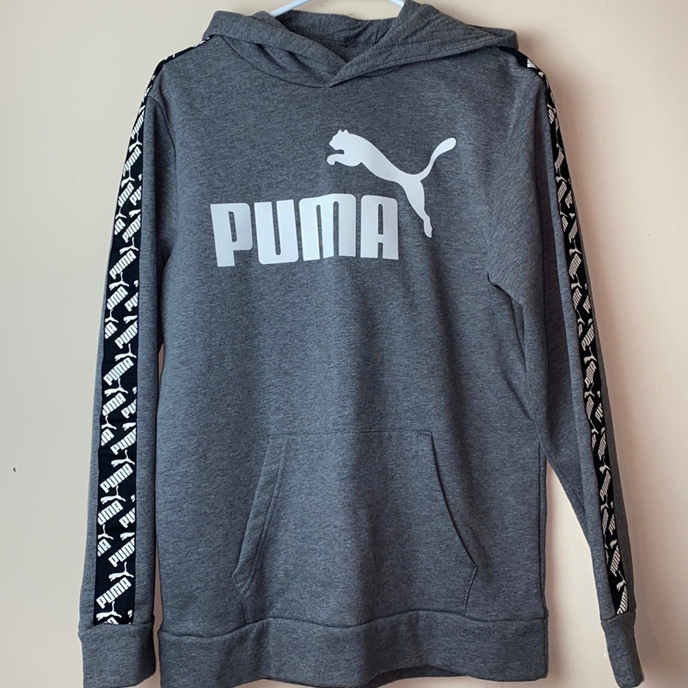 Extremely SOFT PUMA Hoodie.